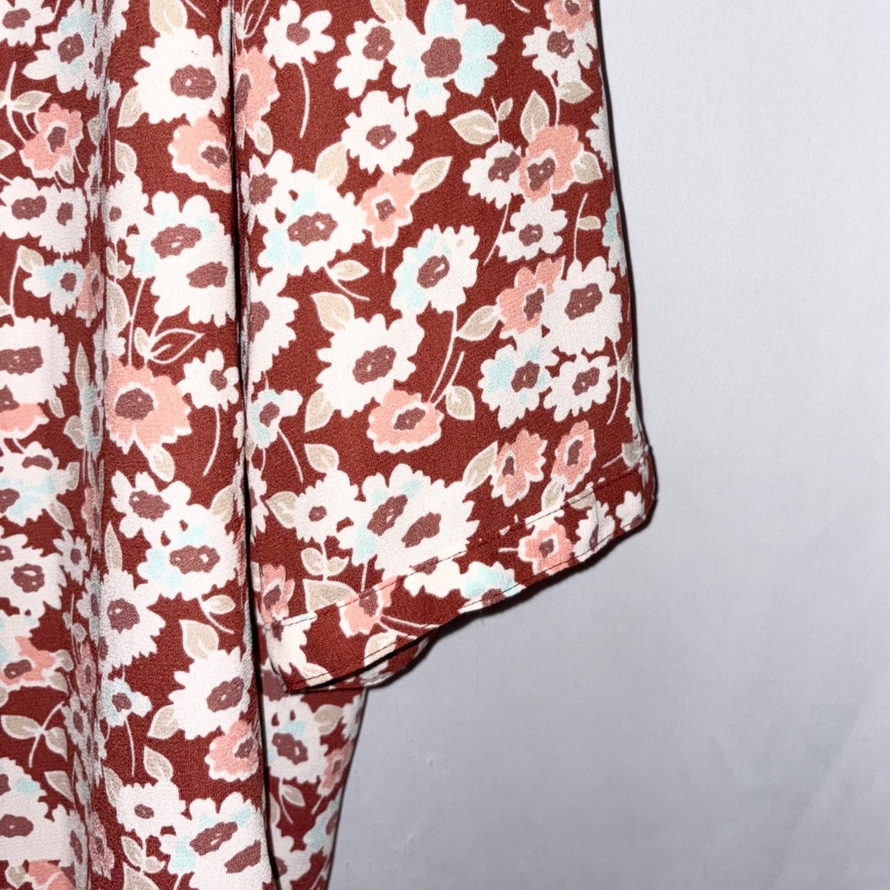 Croft & Barrow 3/4 Sleeve Floral Blouse - Picture 4 of 9